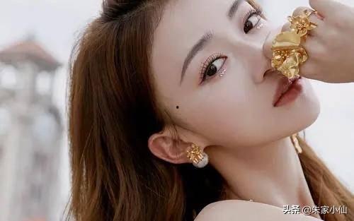 娱乐吃瓜君袁冰妍